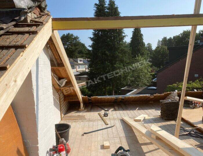 Bij structurele aanpassingen van de dakconstructie
